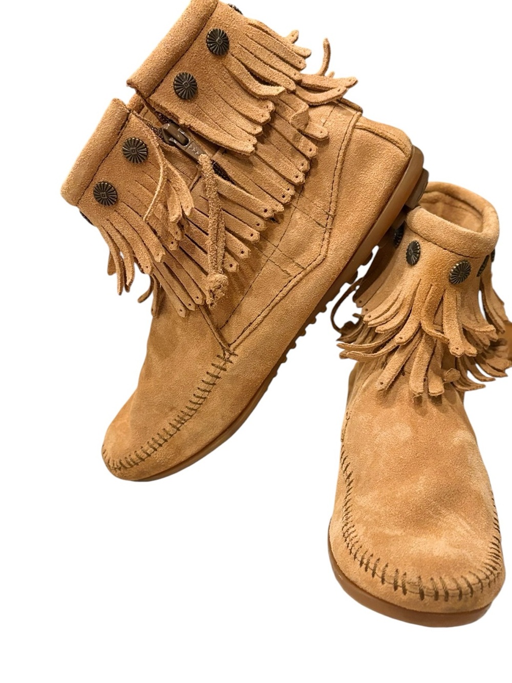 Minnetonka Tan Suede Moccasin Fringe Fall Cozy Short Boots Zip Closure sz 8.5 - Picture 2 of 15